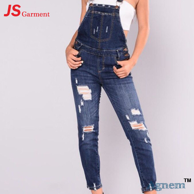 Helle Wäsche-zufällige Riss-Jeans-Hosen-Schellfisch-Art Denim-Overall-Frauen