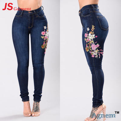 Hohe Taillen-Riss-Jeans-Hosen wuschen der schwarzen beunruhigten dünnen Jeans-Frauen